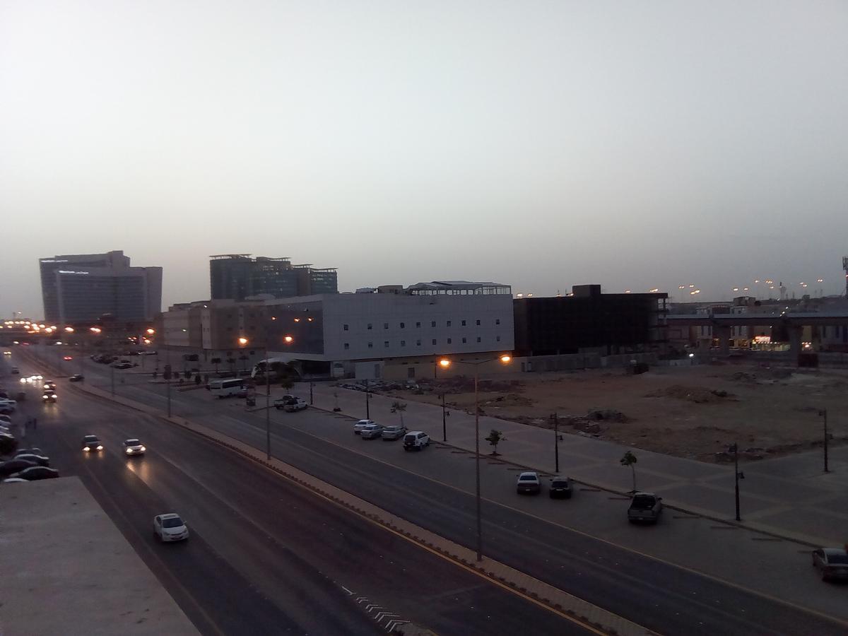 Al Makan Al Mosafer 116 Hotel By Al Azmy Riaad Buitenkant foto
